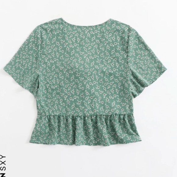SHEIN flutter tie cute crop top - Picture 3 of 3